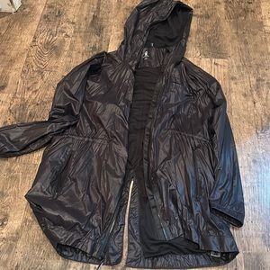 Good American women’s size 2/3 jacket. Never worn